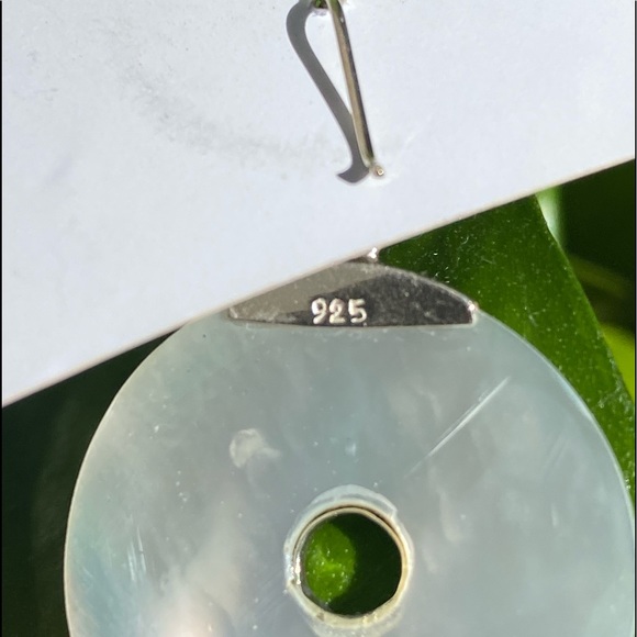 ✨NEW✨925 sterling silver mother of Pearl circle dangle earrings✨ - Picture 8 of 10